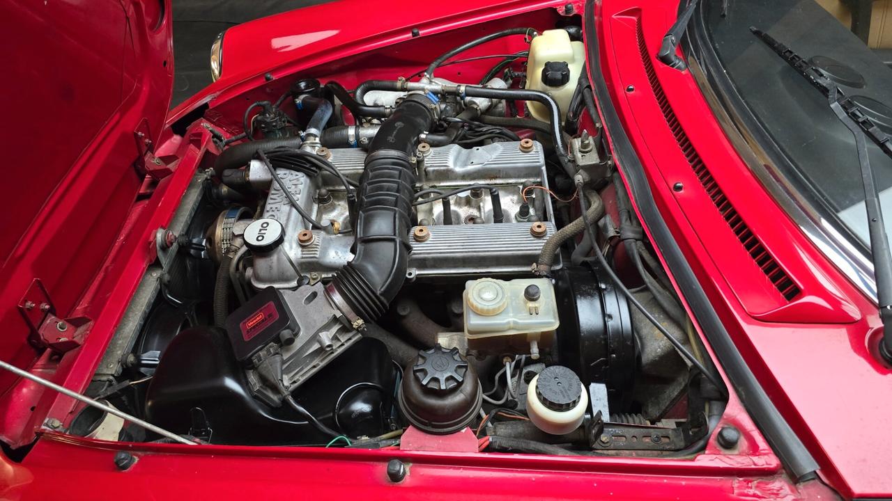 Alfa Romeo Spider 2.0i