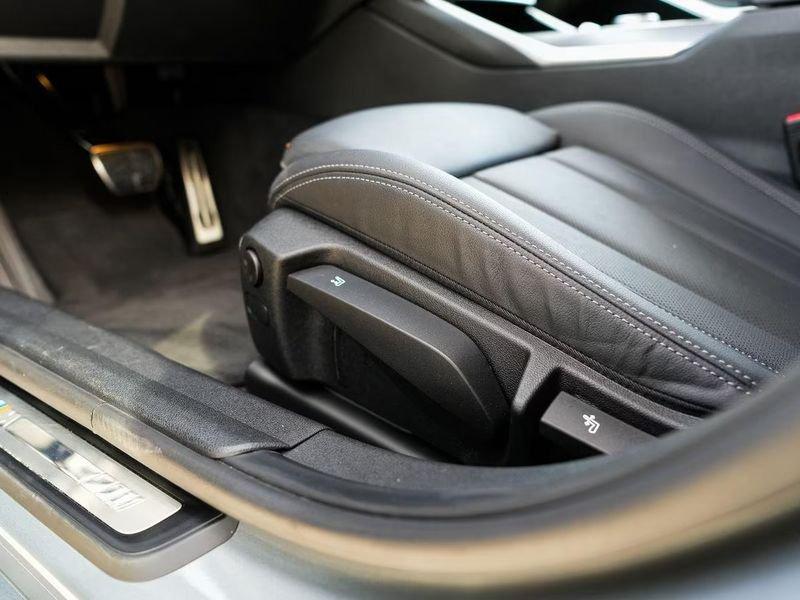 BMW Serie 3 320d 48V MSport Touring auto Tetto Gancio Pelle Full LED