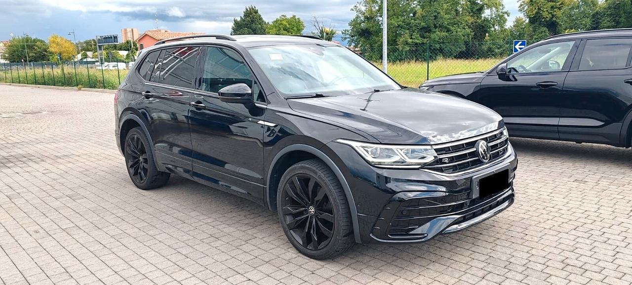 Volkswagen Tiguan 2.0 TDI 200 CV SCR DSG 4MOTION R-Line