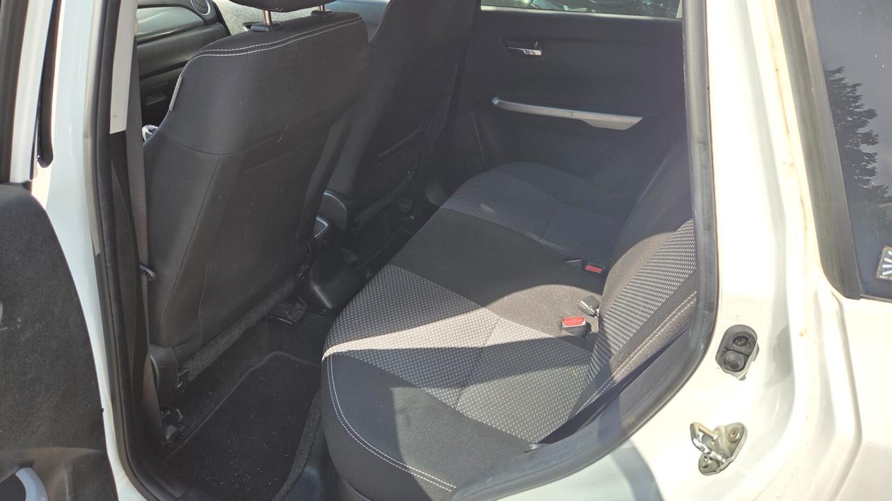 Suzuki Vitara 1.6 DDiS V-Top