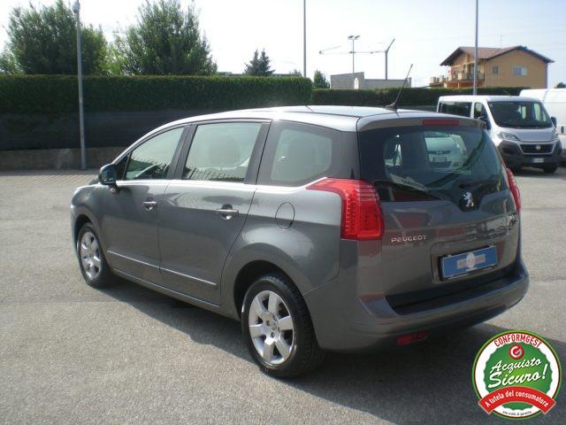 PEUGEOT 5008 1.6 HDi 112CV Family 7 POSTI