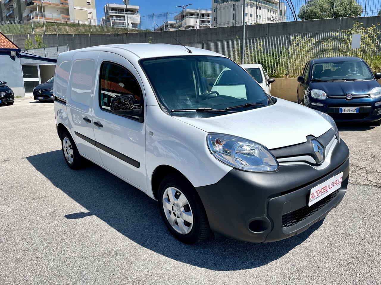 Renault Kangoo 1.5 dCi 3POSTI 2MODELLI