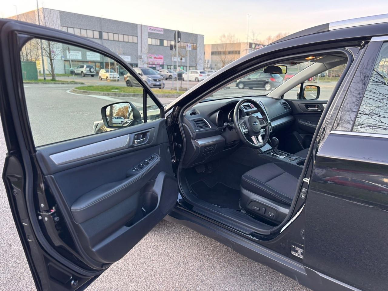 Subaru OUTBACK 2.0d-S Lineartronic Unlimited