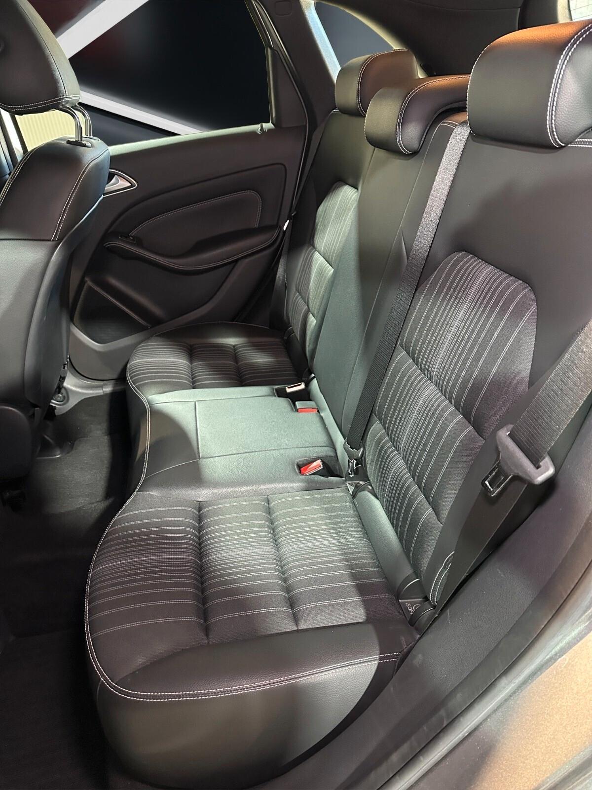 Mercedes-benz B 200 BlueEFFICIENCY Premium