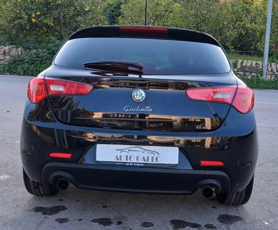 Alfa Romeo Giulietta 2.0 JTDm-2 140 CV modello Sportiva