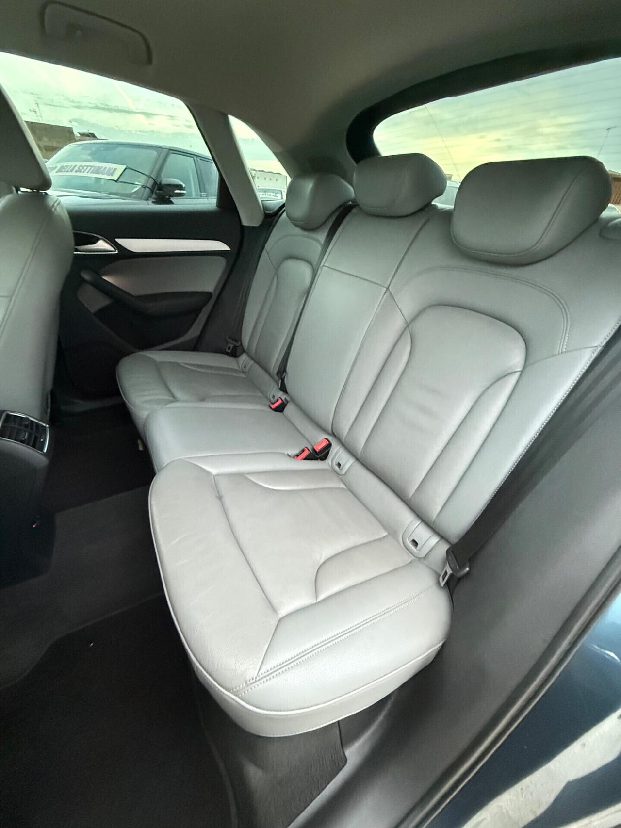 Audi Q3 2.0 TDI S tronic