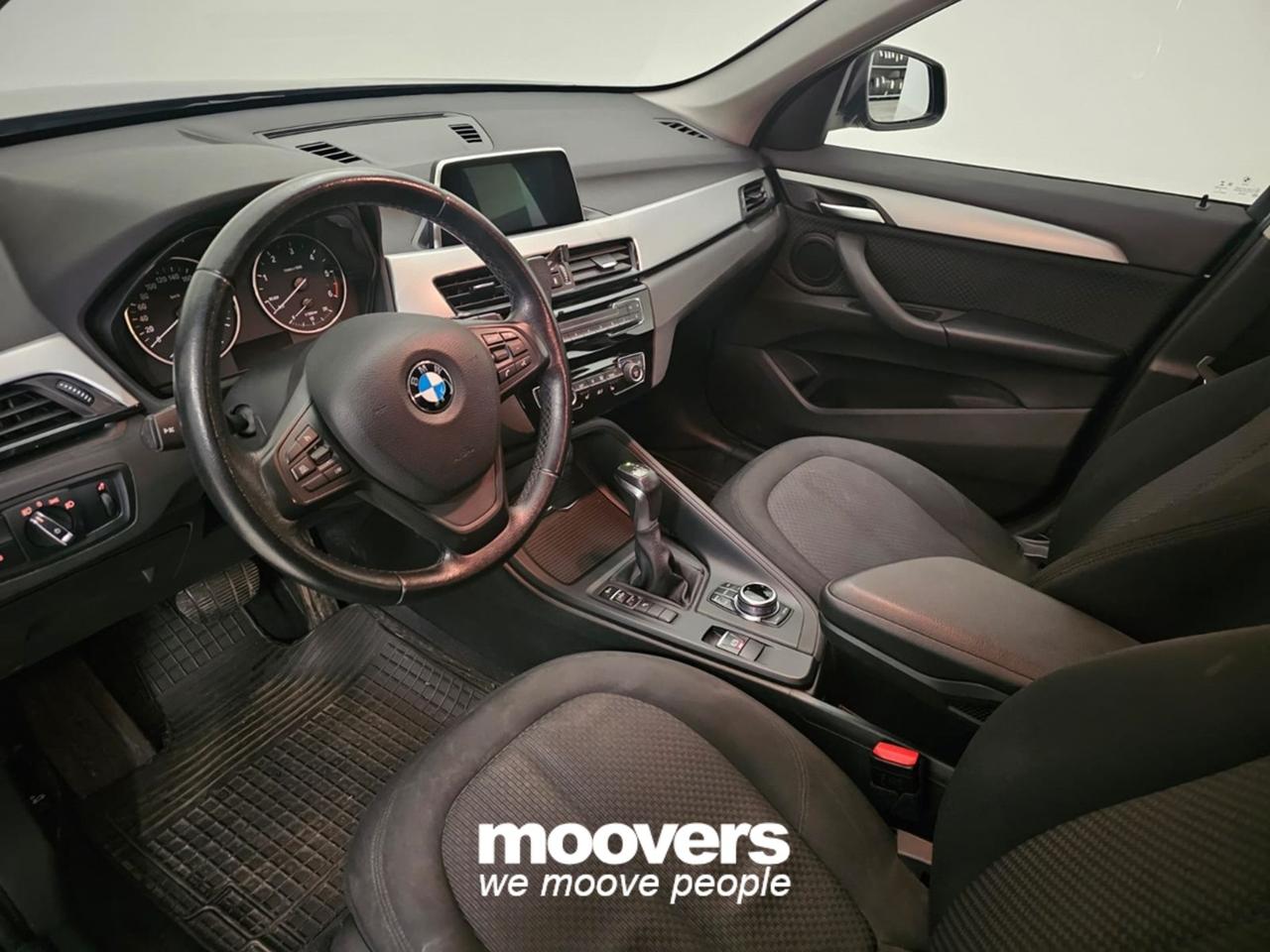 BMW X1 (F48) sDrive18d Business