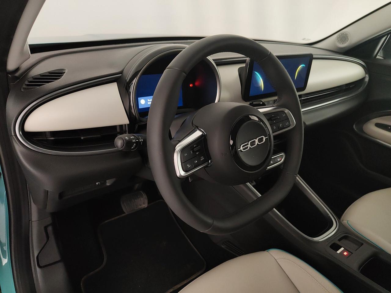 Fiat 600 Hybrid 110 CV DCT MHEV La Prima