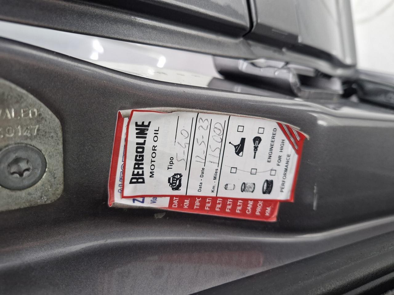 RENAULT CLIO 1.2 BENZINA 16V LUXE 140000KM