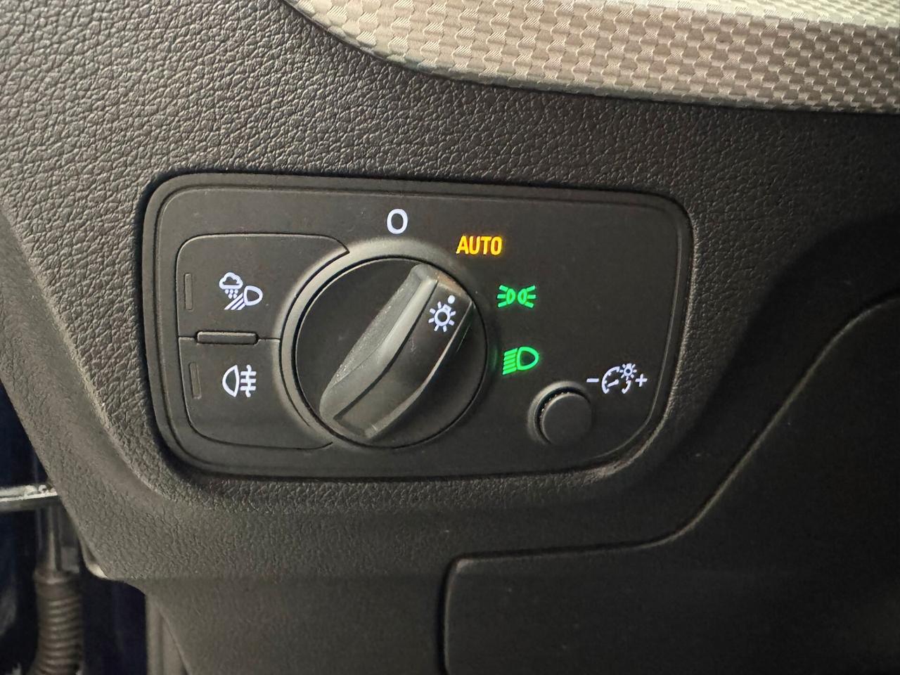 Audi Q2 35 TFSI Admired Advanced