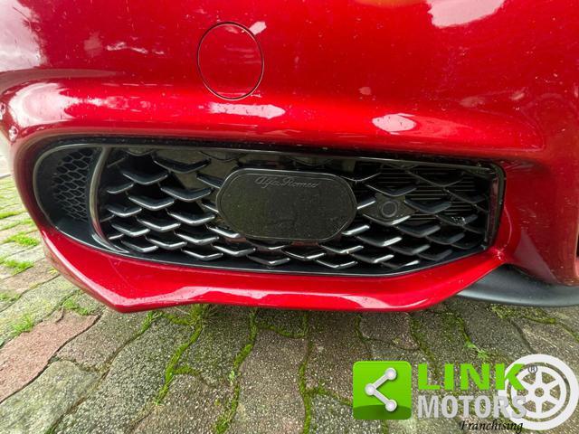 ALFA ROMEO Giulia 2.2 Turbodiesel 210 CV AT8 AWD Q4 Veloce