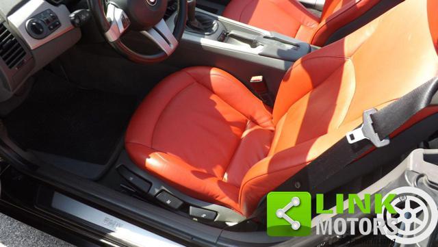 BMW Z4 ( E85 ) 2.2i roadster con interni in pelle rossa
