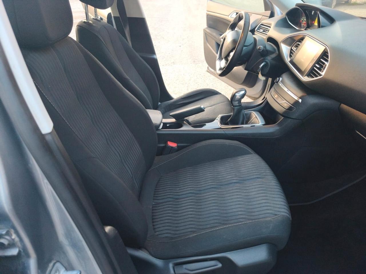 Peugeot 308 Sw 2016---1.6 Diesel