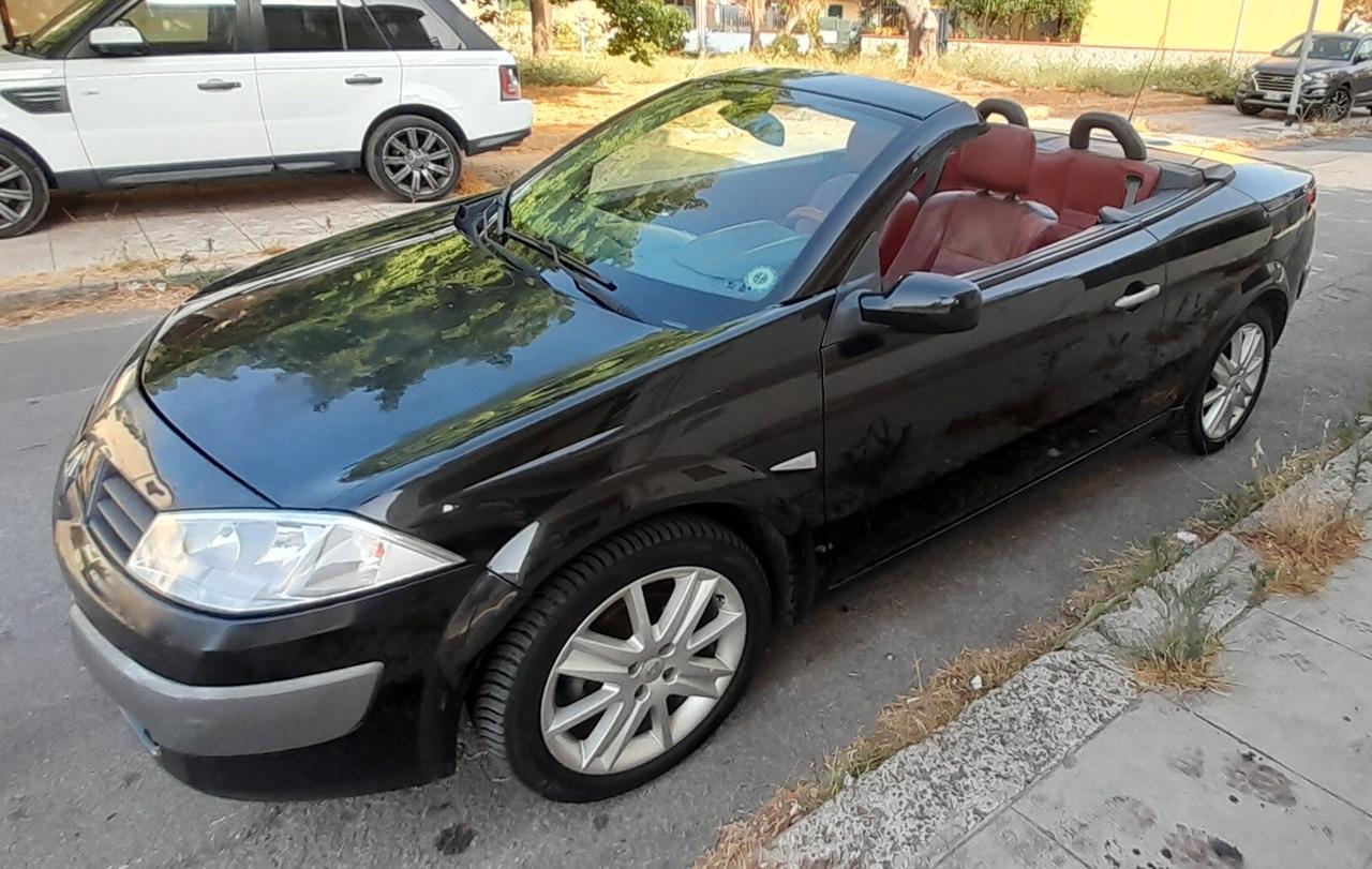 Renault Megane Mégane C-C 1.9 dCi/130CV Luxe