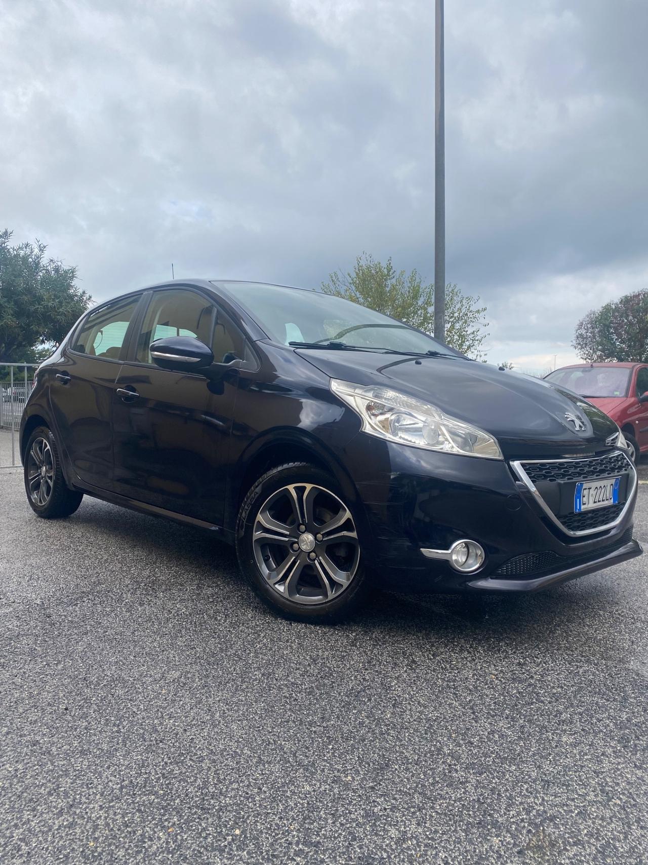 Peugeot 208 1.4 HDi UNICO PROPRIETARIO