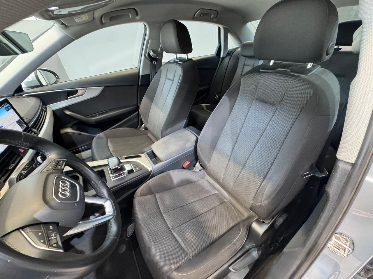 Audi A4 35 TDI/163 CV S tronic Business