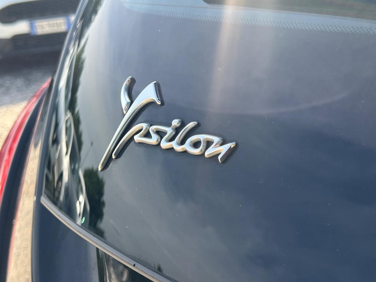 Lancia Ypsilon 1.2 Benzina Gold Permute Rate Neopatentati