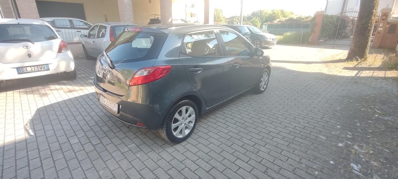 Mazda 2 Mazda2 1.3 16V 75CV 5p. Trendy