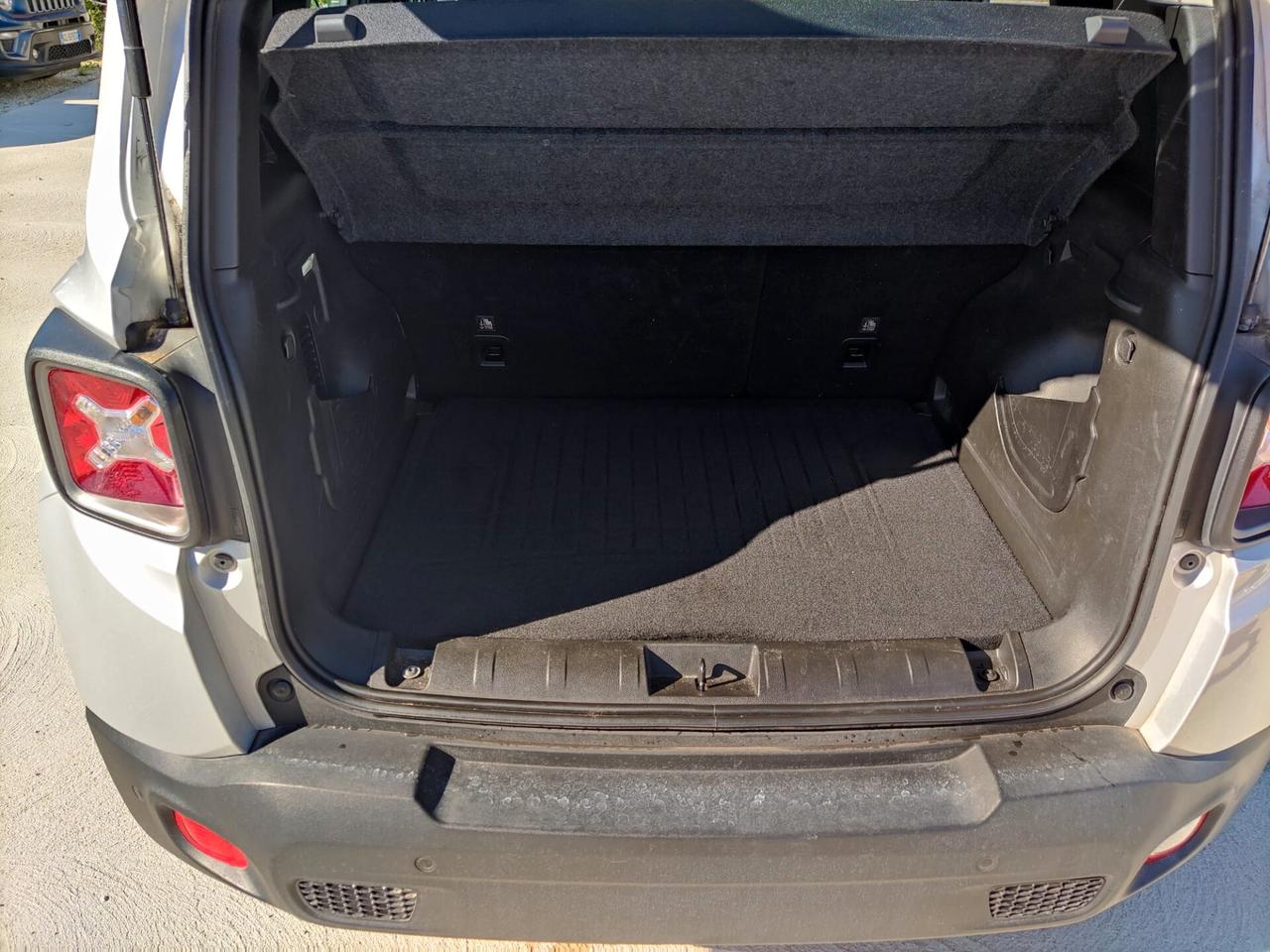 Jeep Renegade 1.3 T4 DDCT Limited