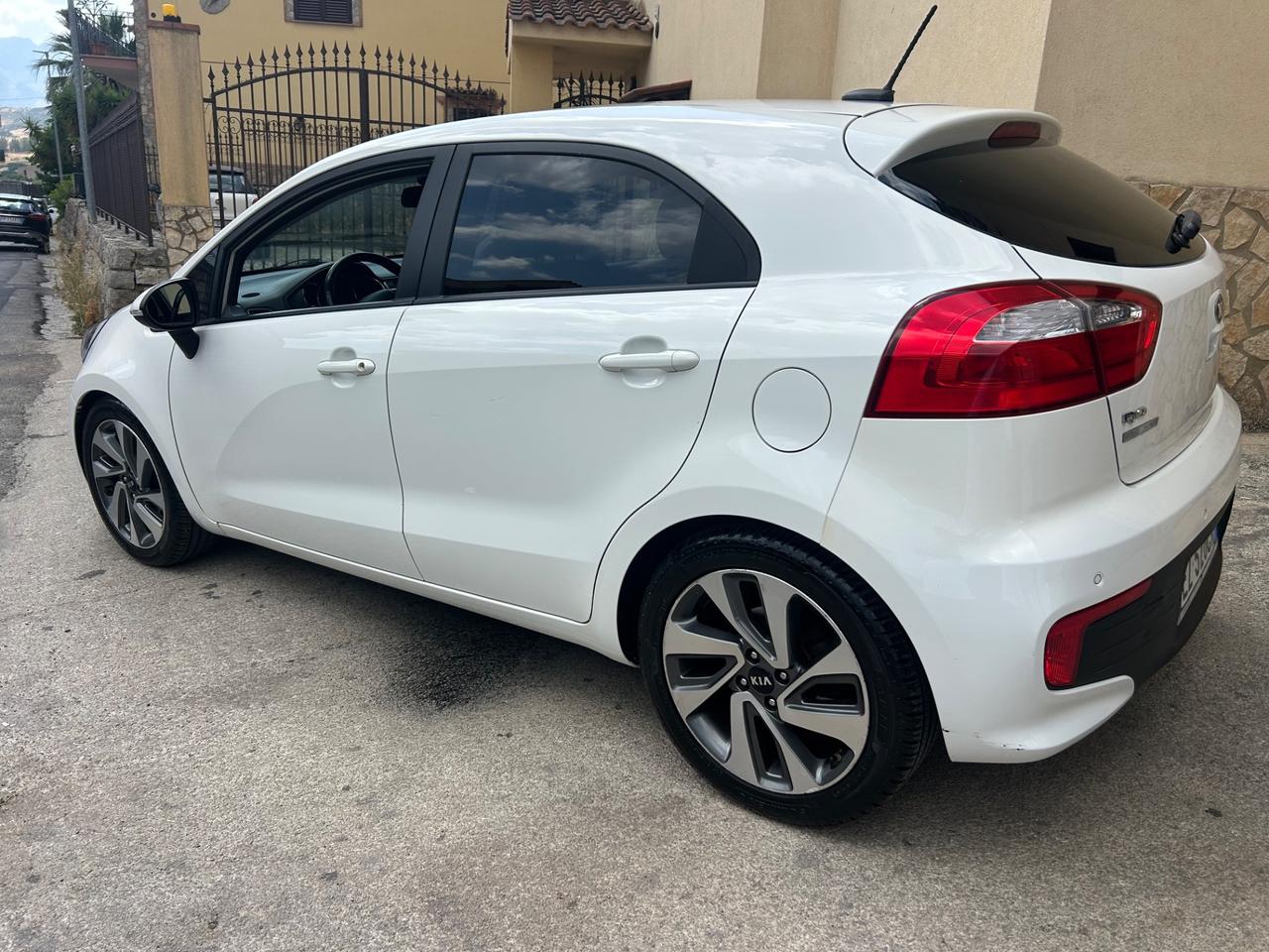 Kia Rio 1.4 CRDi 5p. Cool