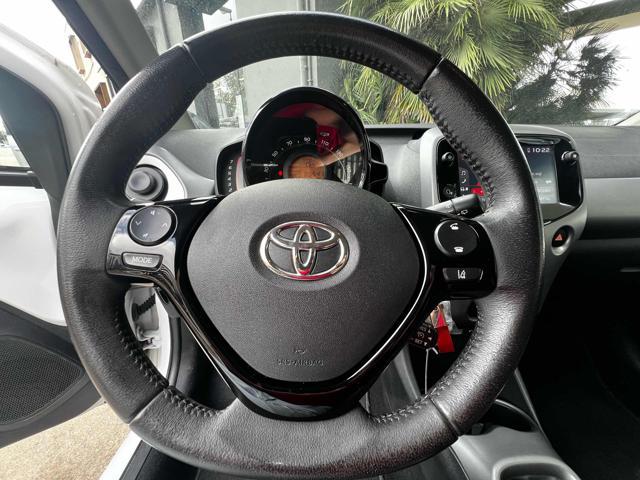 TOYOTA Aygo Connect 1.0 VVT-i 72 CV 5 porte x-clusiv