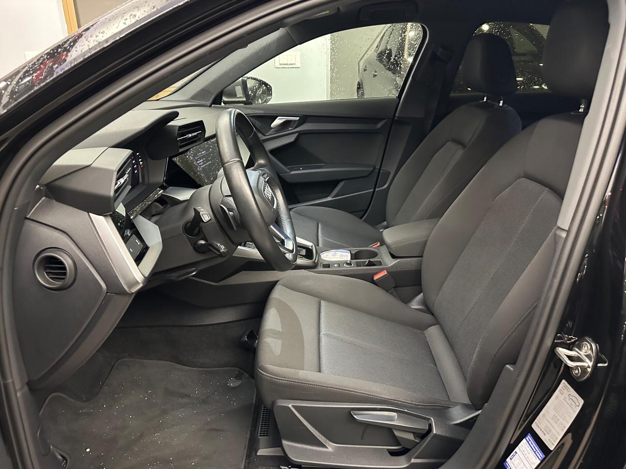 Audi A3 Sedan 35 TFSI S tronic Business