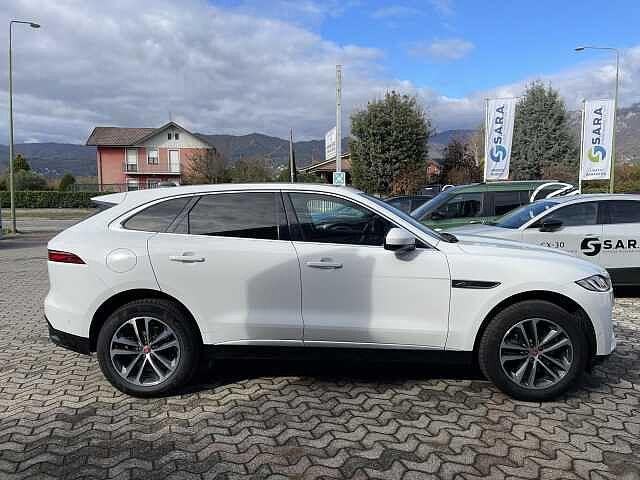 Jaguar F-PACE 2.0 D 204 CV AWD aut. SE