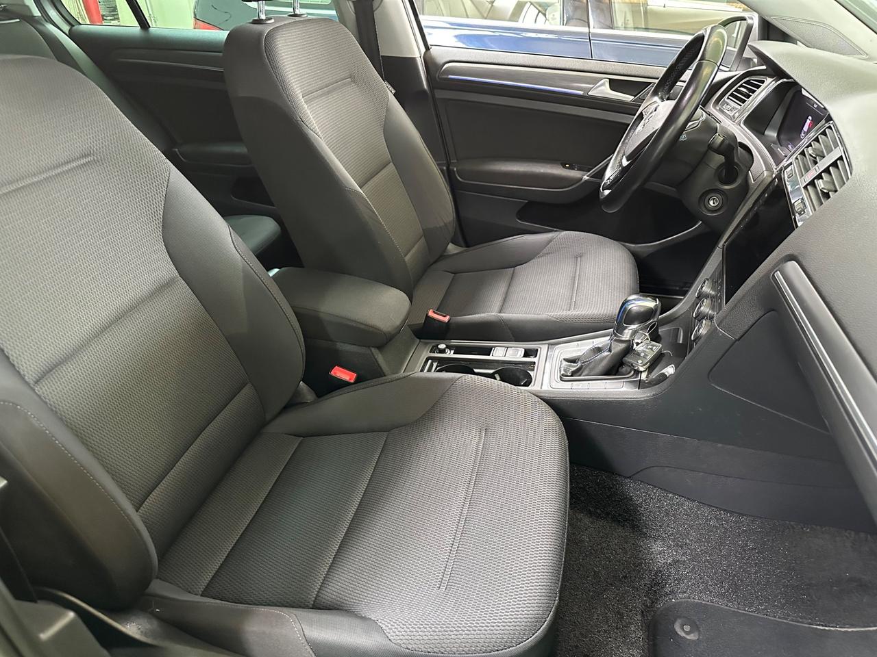 Volkswagen Golf e-Golf 136 CV full elettric