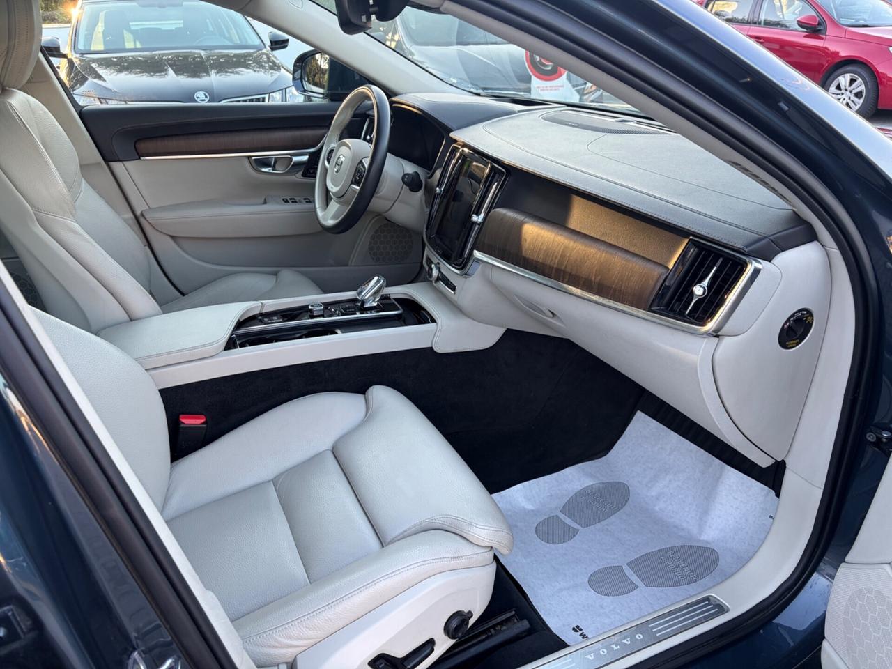 Volvo V90 B5 (d) AWD automatico Ultimate Dark