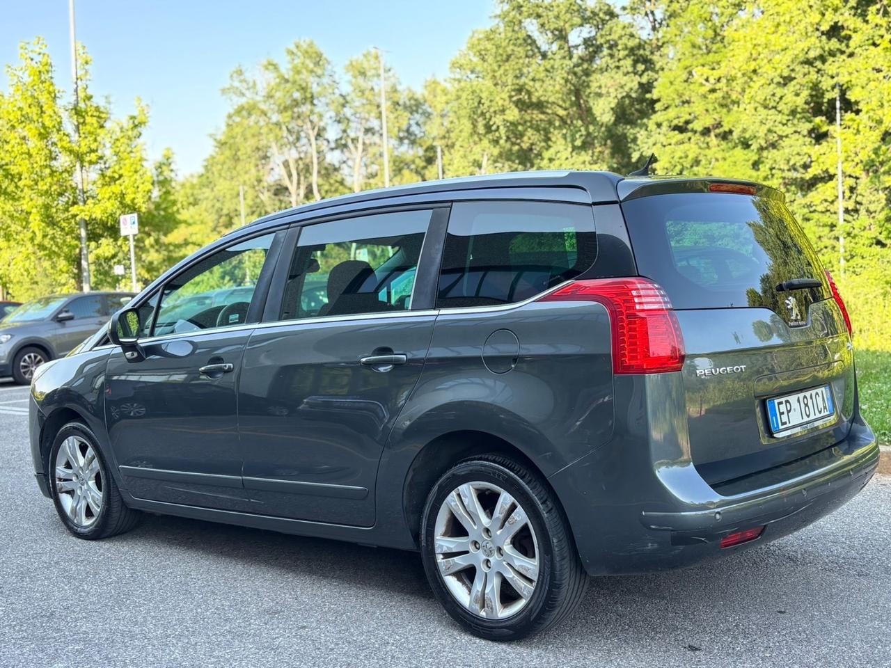 Peugeot 5008 1.6 HDi 115CV Active
