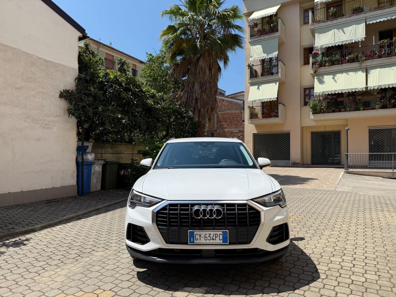 Audi Q3 35 TDI Business Advanced