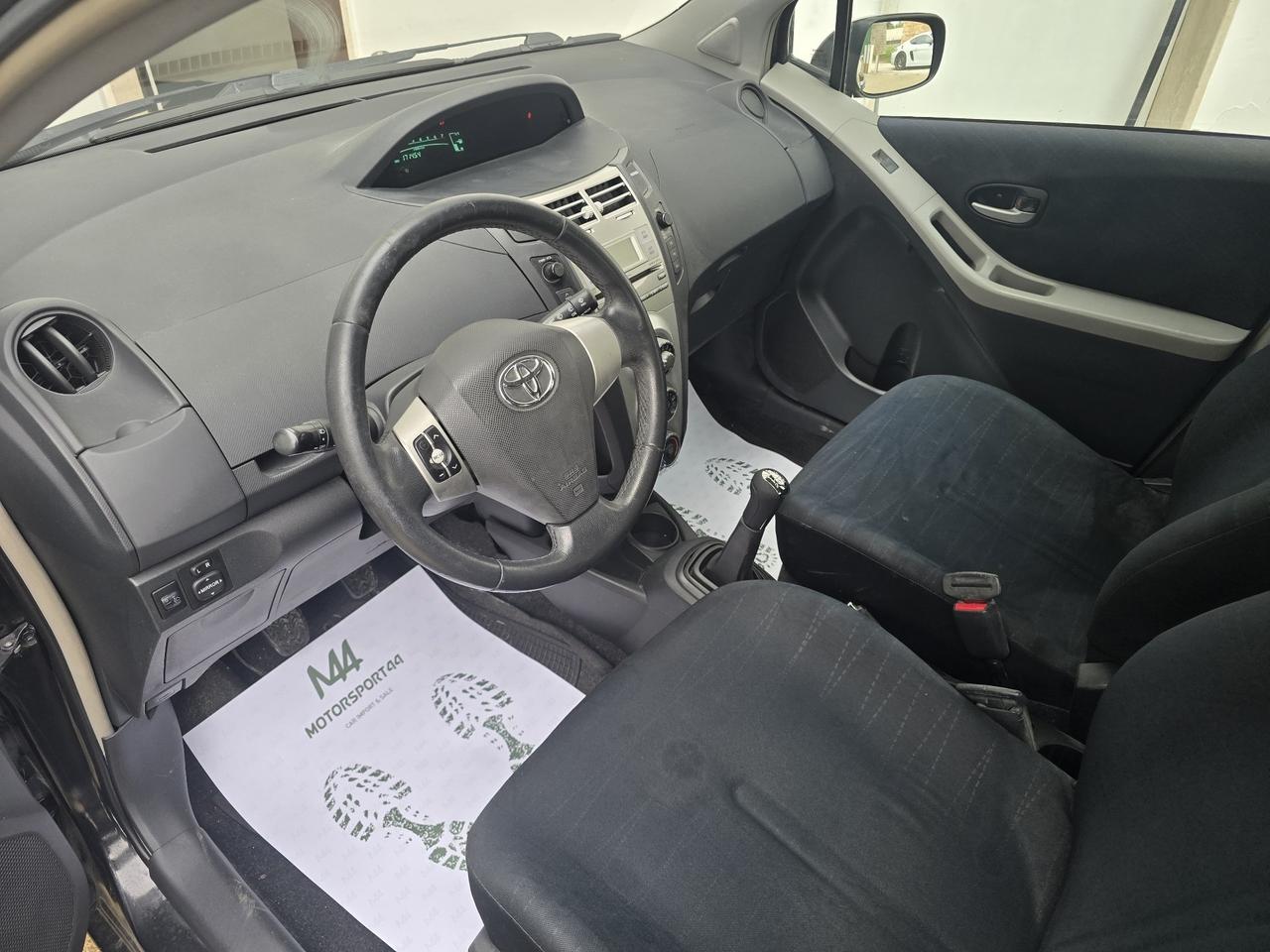 Toyota Yaris 1.3 5 porte Sol