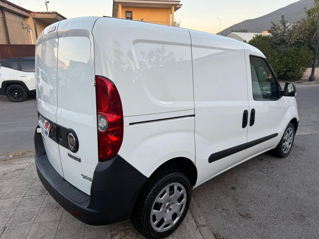 Fiat Doblo Doblò 1.4 T-Jet Natural Power PC-TN Cargo Lamier. SX 3 posti