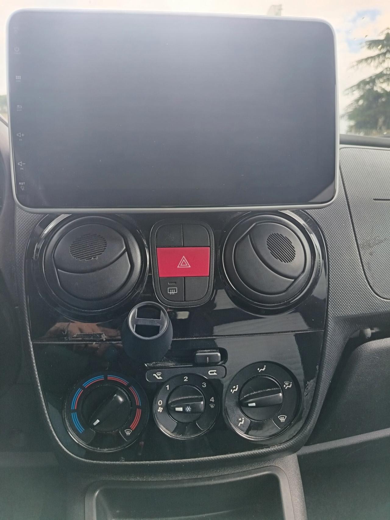 Fiat Qubo 1.3 MJT 80 CV Trekking