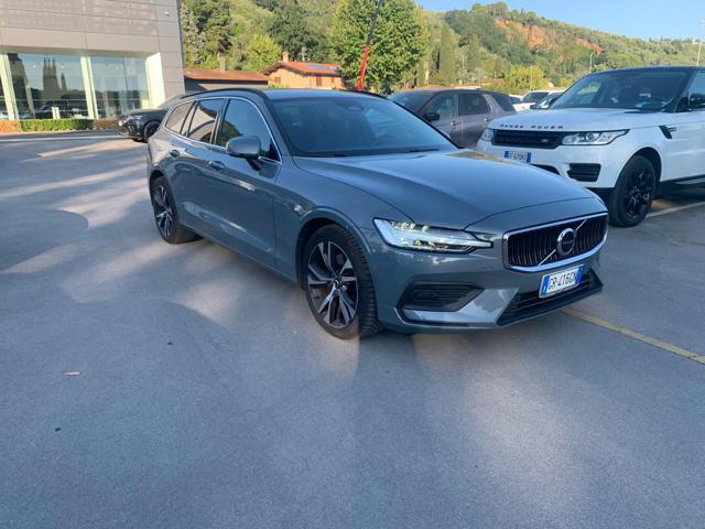 VOLVO V60 B4 automatico Essential
