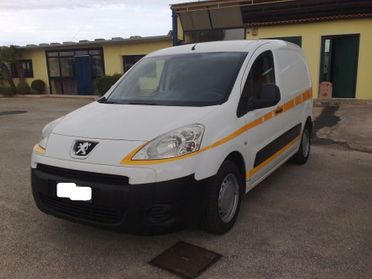 Peugeot partner 1.6hdi 90cv AUTOMATICO - 2012