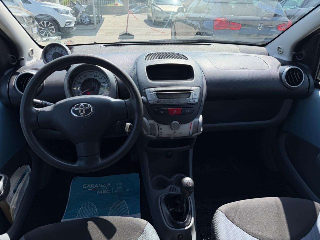 TOYOTA AYGO 1.0 5PORTE / CLIMA / 128.000KM