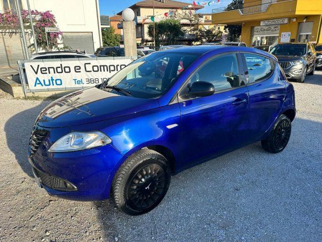 LANCIA Ypsilon 0.9 TwinAir 85 CV 5 porte Metano Ecochic Gold