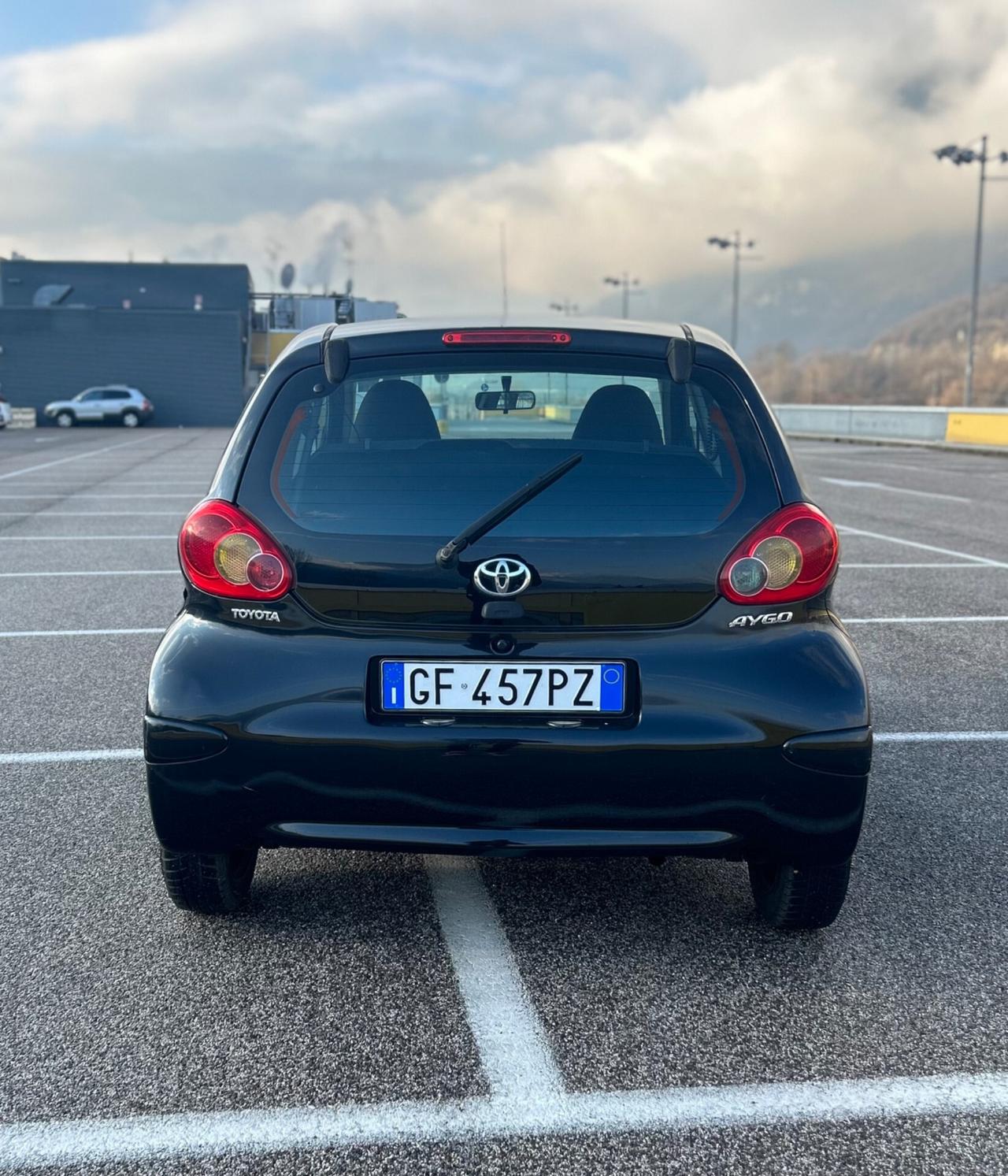 Toyota Aygo 1.0 12V VVT-i 5 porte Neopatentati