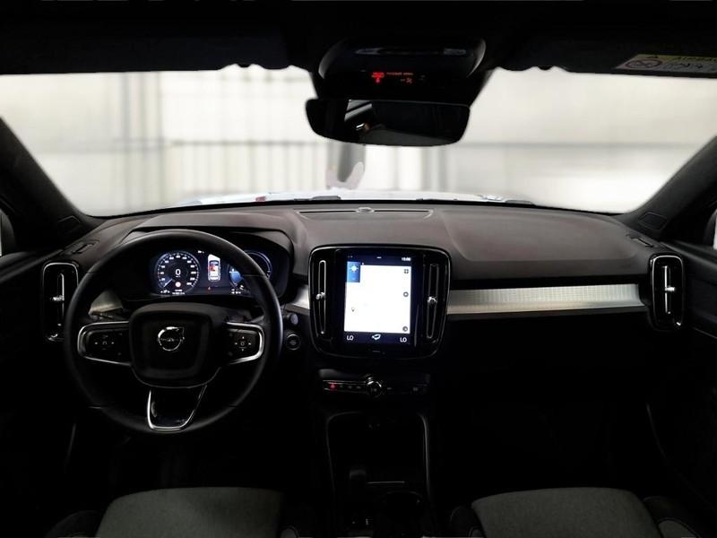 VOLVO XC40 T5 RECHARGE PLUG-IN AUTO CORE SUV
