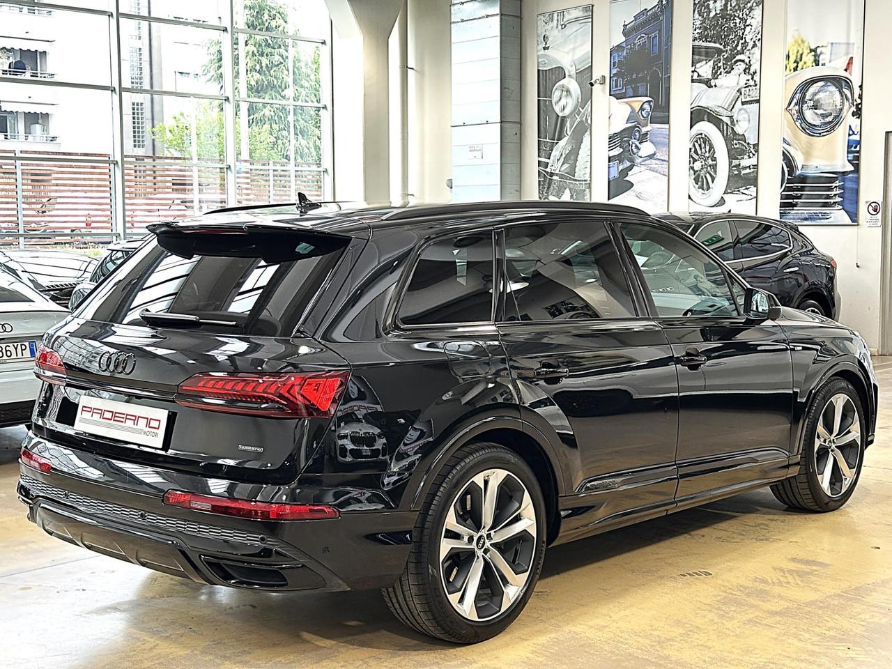 Audi Q7 55 3.0 tfsi mhev Sport S line quattro 7p.ti - IVA