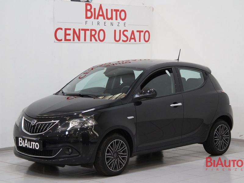 Lancia Ypsilon Ypsilon 1.0 firefly hybrid Gold s&s 70cv 5p.ti