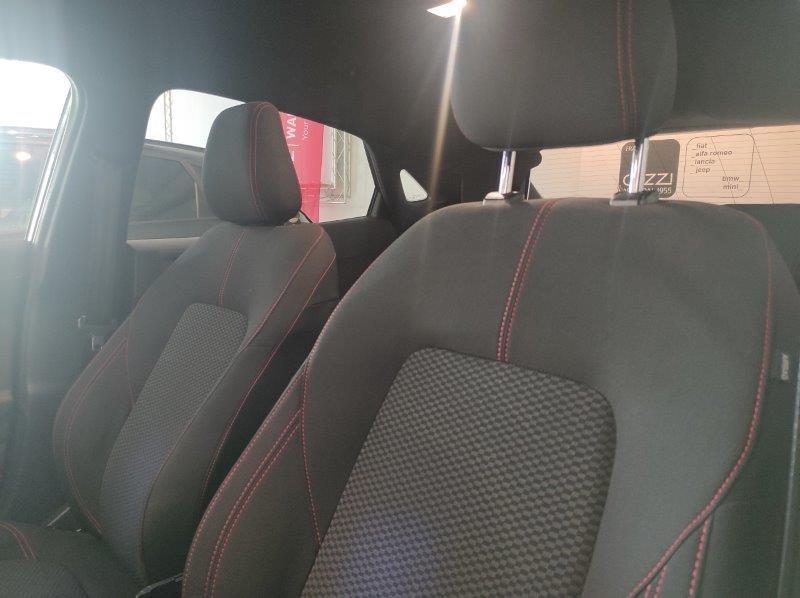 FORD Puma '19-> - Puma 1.0 EcoBoost Hybrid 125 CV S&S aut. ST-Line