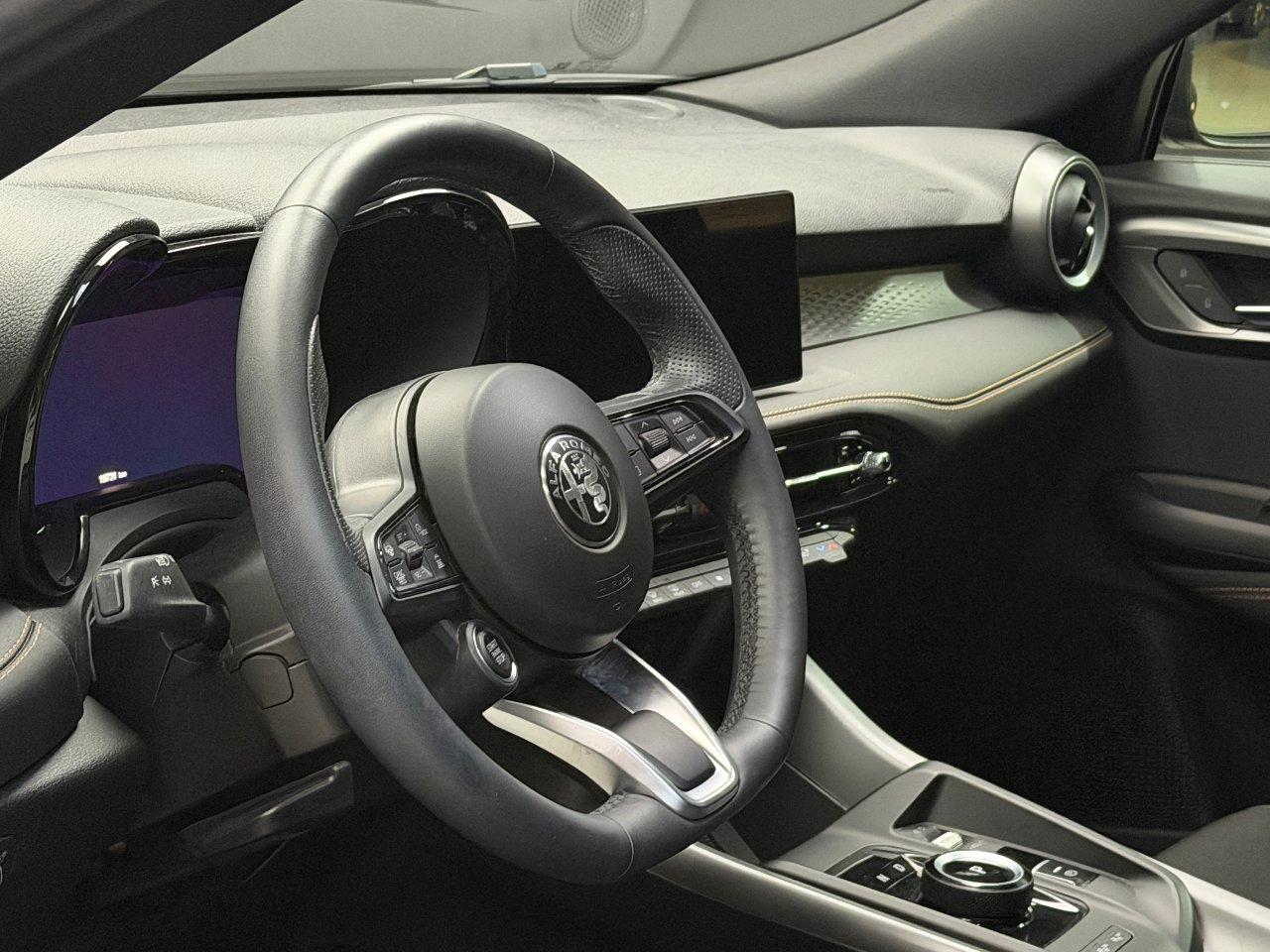 Alfa Romeo Tonale 1.3 phev Sprint Q4 280cv at6
