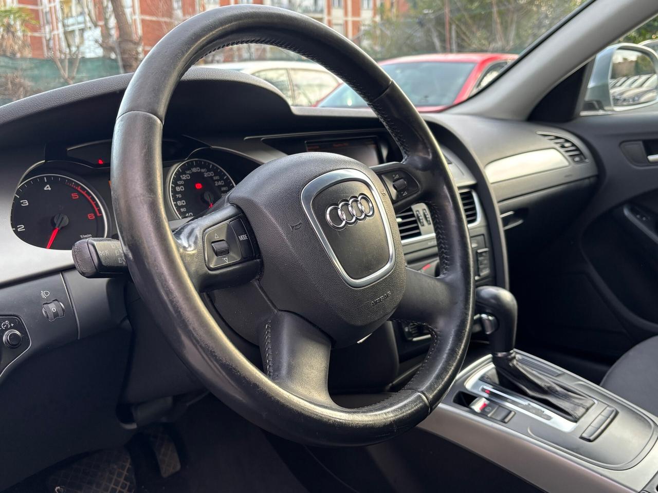 Audi A4 Avant 2.0 TDI 143cv automatica