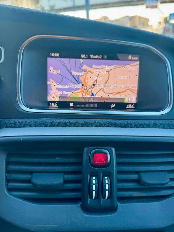 Volvo V40 2.0 D2 Inscription 120 CV