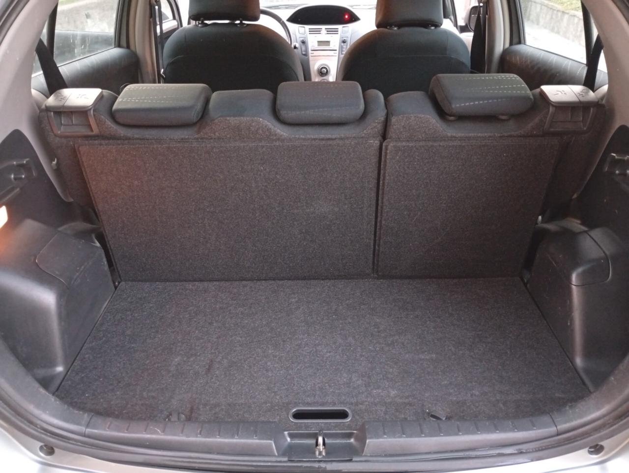 Toyota Yaris 1.0 5 porte AUTOMATICA