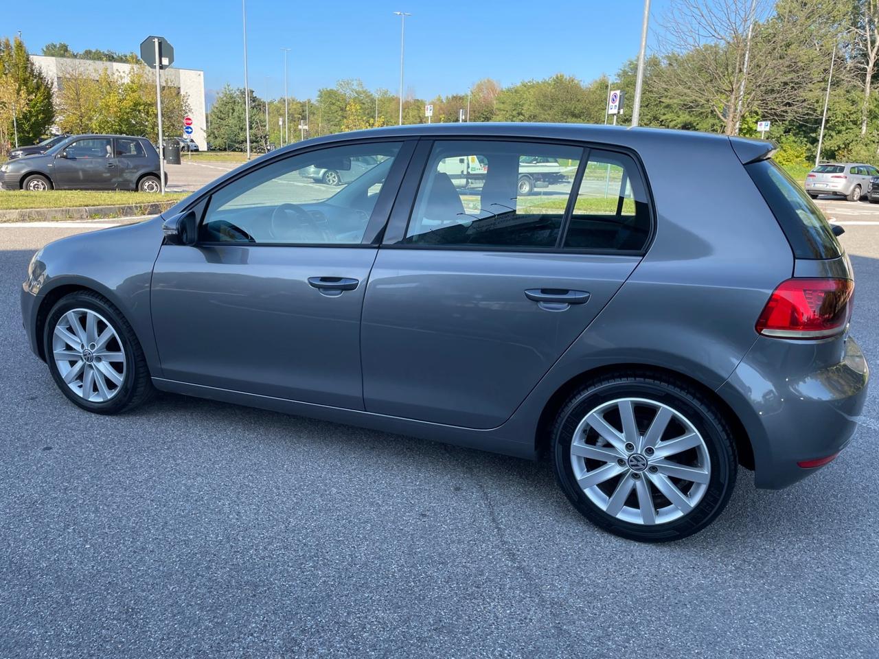 Volkswagen Golf Business 1.6 TDI 5p.*Neo patentati *