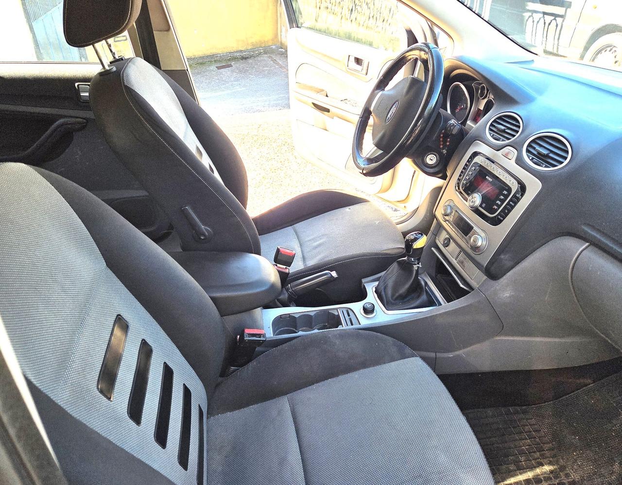 Ford Focus 1.6 GPL STATION WAGON