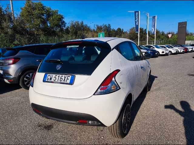 LANCIA Ypsilon 1.0 firefly hybrid Oro s&s 70cv